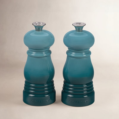 Le Creuset Salt and Pepper Mill Set