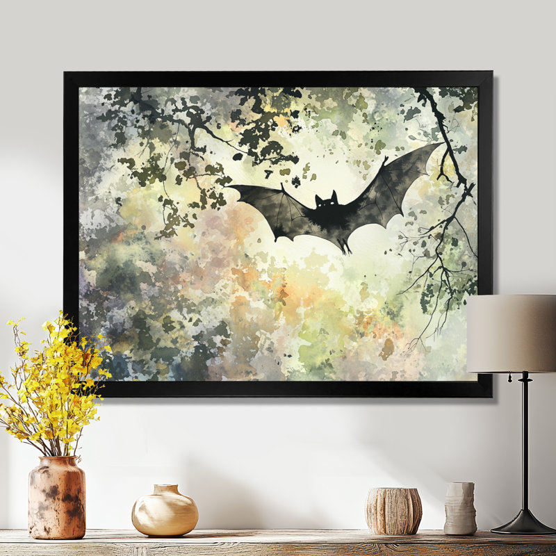 Silhouette ailée de chauve-souris dans le noir I - Art mural animal, H 12 po x l 20 po, Noir