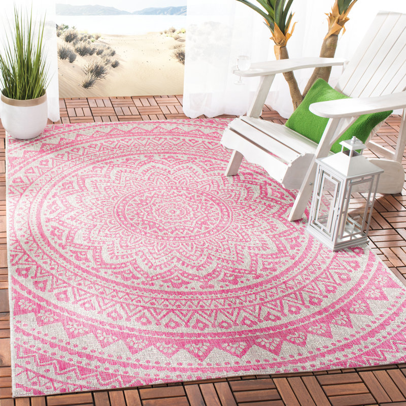Tapis fuchsia intérieur / extérieur Adamo, 6 pi 7 po x 9 pi 6 po
