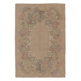 Antique 20Th Century Hooked Rug In Taupe With Garden Wreath Design - Rug & Kilim