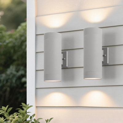 Raley 2- Bulb Outdoor Wall Lantern
