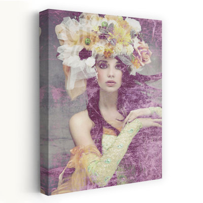 Flower Lady - Figurative Photography Fashion Art