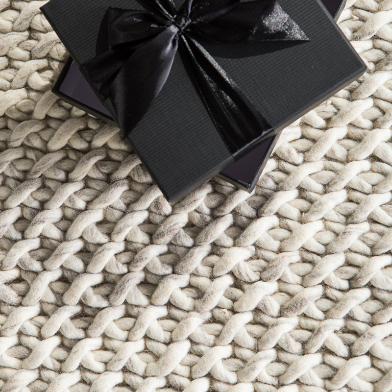 Sabha Wool Area Rug in Ivory/Gray, Rectangle 9' x 12'