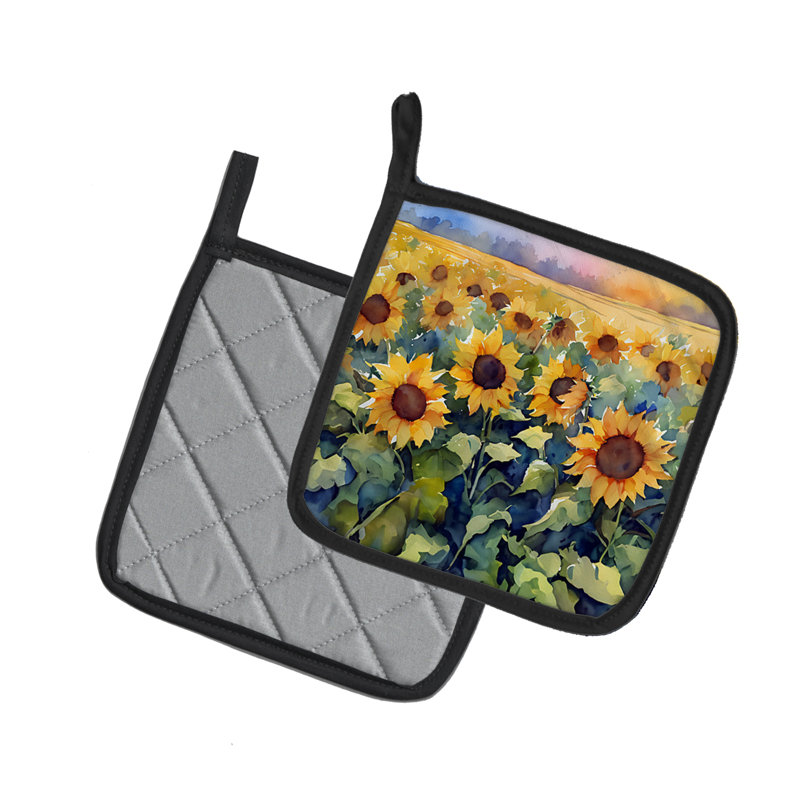 Caroline's Treasures Floral Polyester Potholder Set