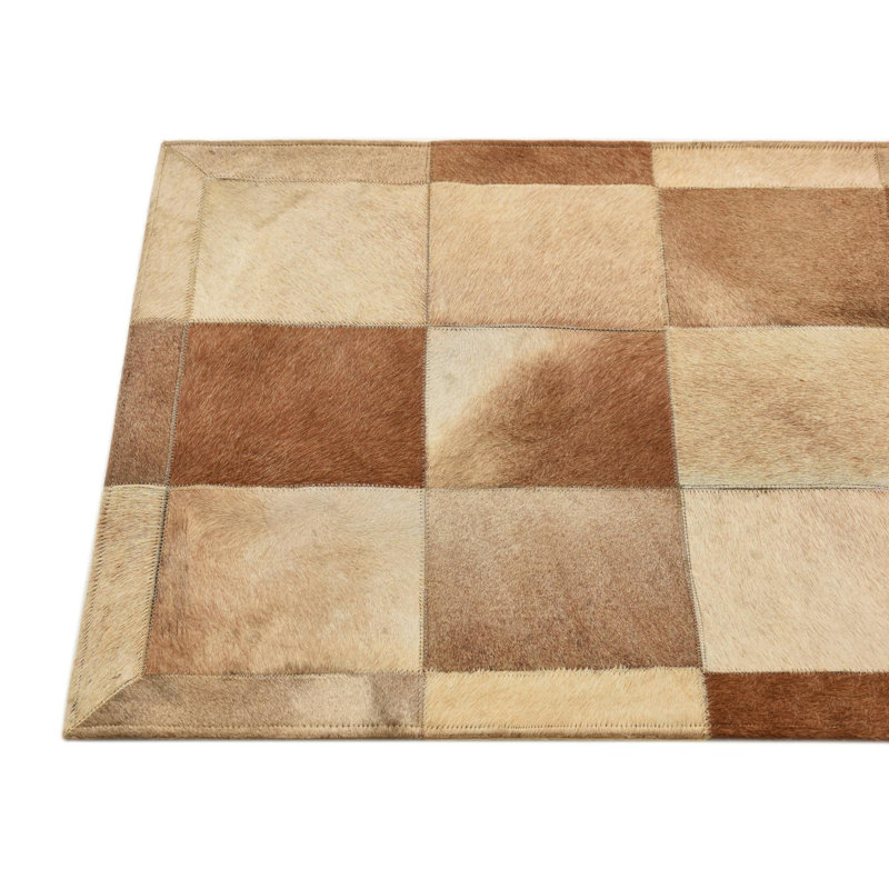 Tapis en cuir de vache brun clair