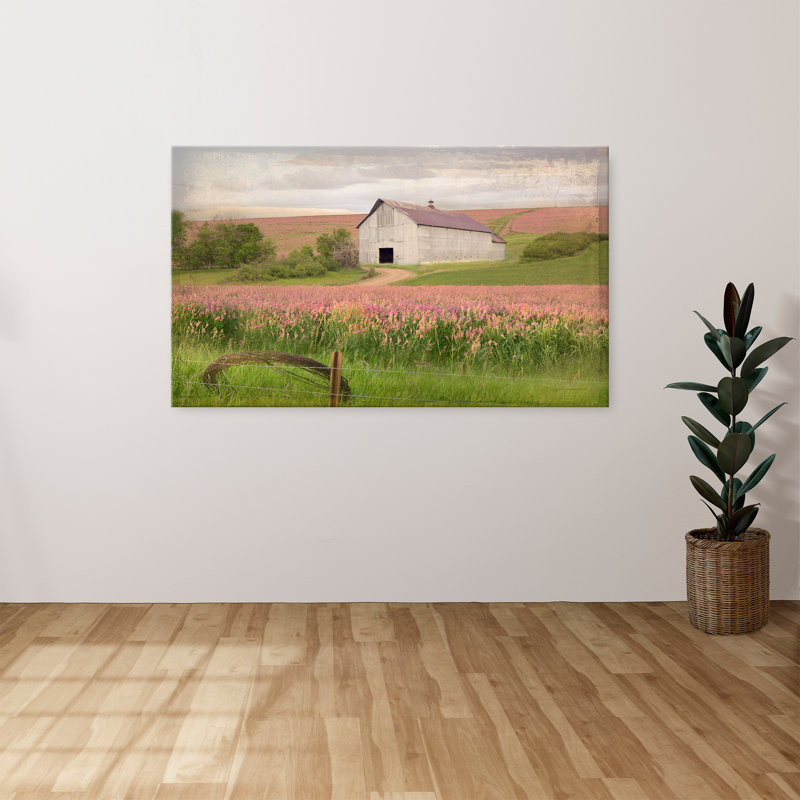 "Eden Barn In Flower Fields" par Rhonda Addison, reproduction sur toile, H 24 po x l 40 po x P 1,5 po