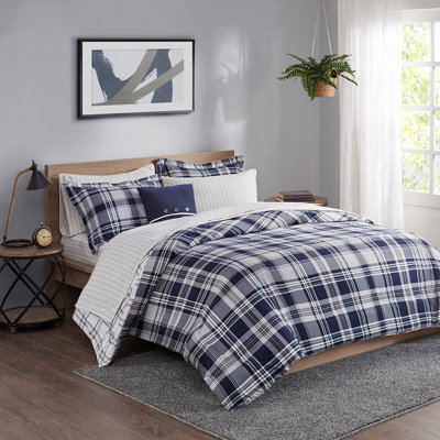 Linwood 8-Piece Comforter Set with Sheets