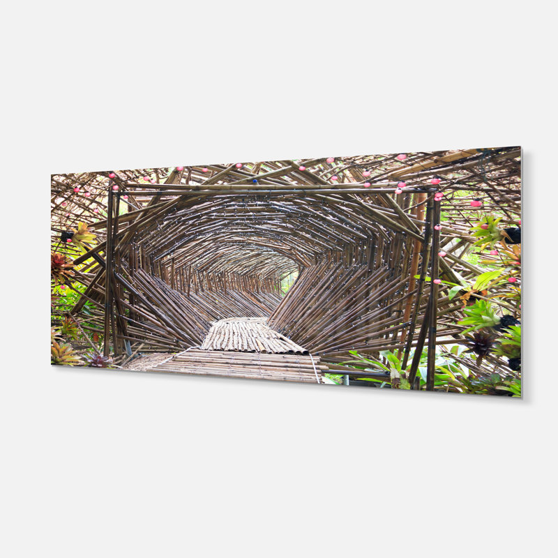 Bamboo Tunnel in the Garden - Photographie sans cadre sur métal, H 12 po x l 28 po x P 2 po