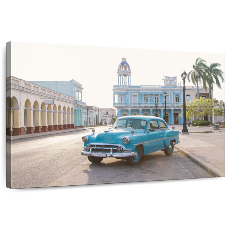 Voiture cubaine bleue Mehar, H 30 po x l 45 po