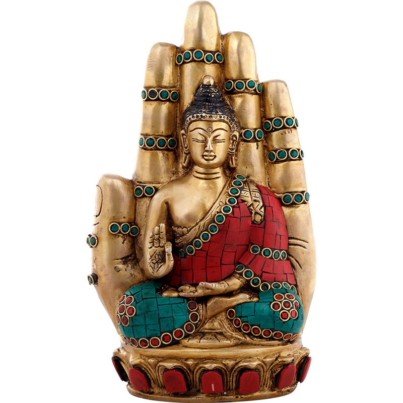 Bouddha assis sur fond de bénédiction