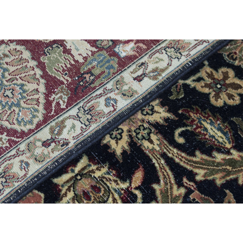Tapis noir et rouge de haute qualité noué à la main
