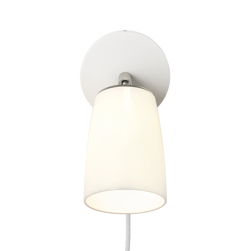 Carlton 1 - Light Spotlight, Plug-in