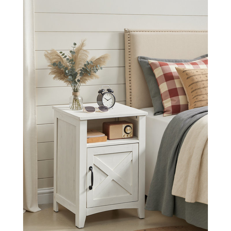 Bauman 18" W Farmhouse Nightstand, White, Individual