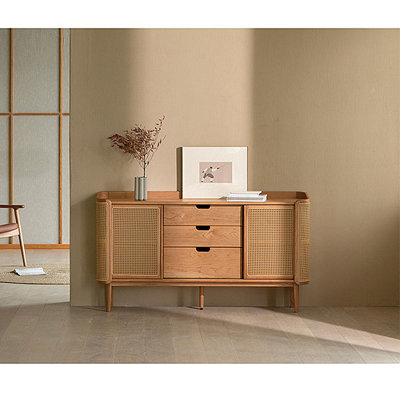 Armoire d'appoint en bois de cerisier avec tiroirs