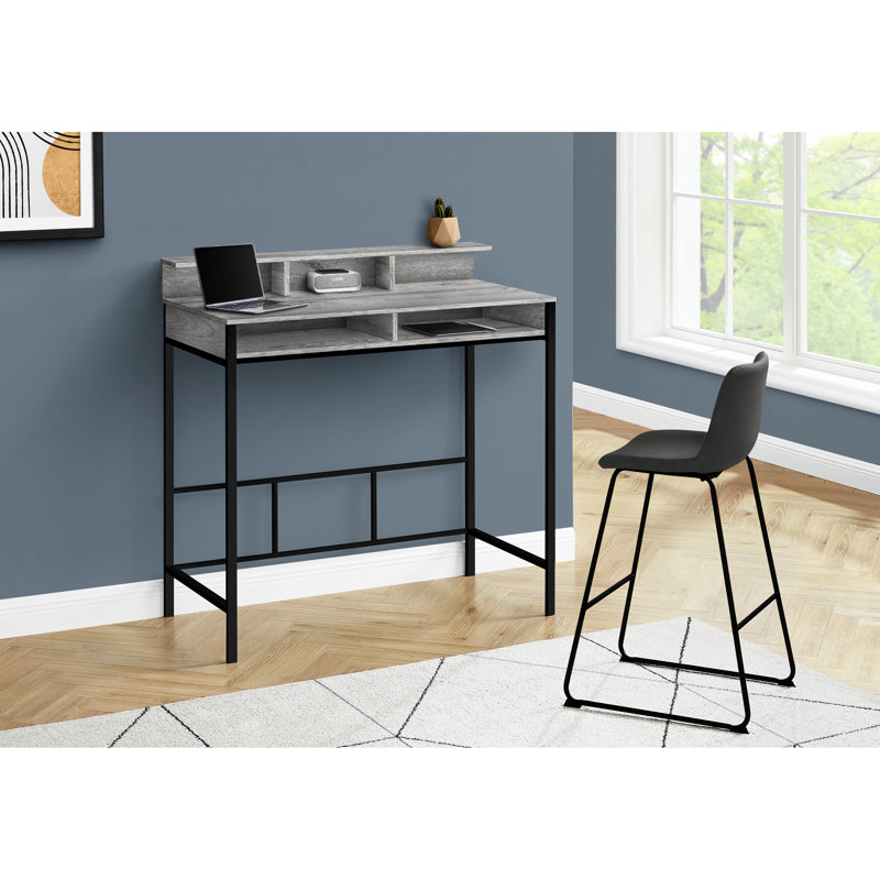Bureau station debout pour bureau à domicile, l 48 po, stratifié gris, métal noir, espace de rangement supplémentaire, bureau de 48 po, tablettes