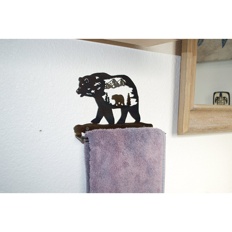 BEAR INSIDE BEAR HAND Geremy