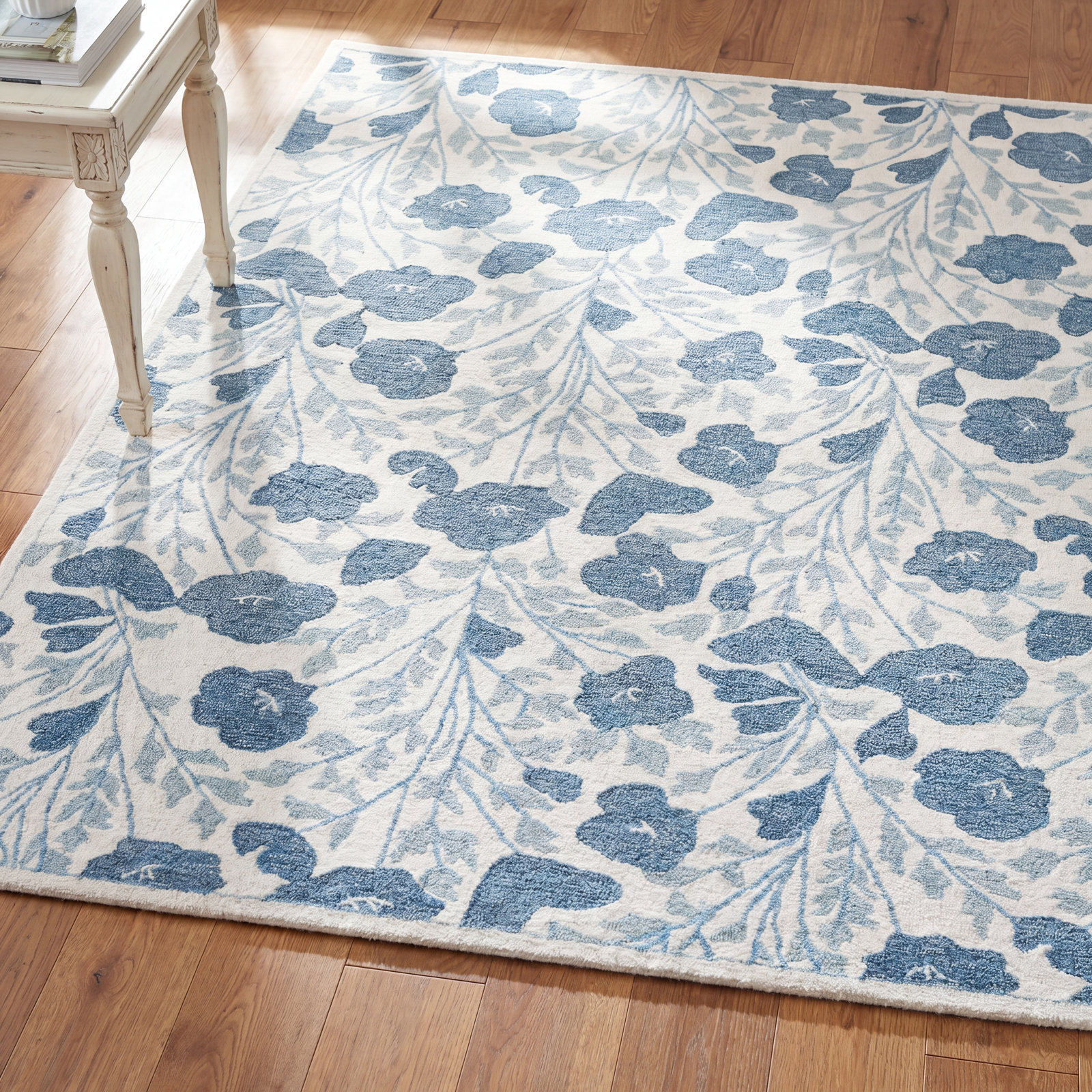 Hand-Tufted Wool Floral Rug, Square 6'