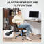 Chaise de bureau sans accoudoirs avec roulettes, petite chaise de bureau en cuir synthétique à dossier moyen avec hauteur réglable, pivotant à 360 degrés pour le bureau, la lecture, la salle de réunion, blanc, bois-331903870