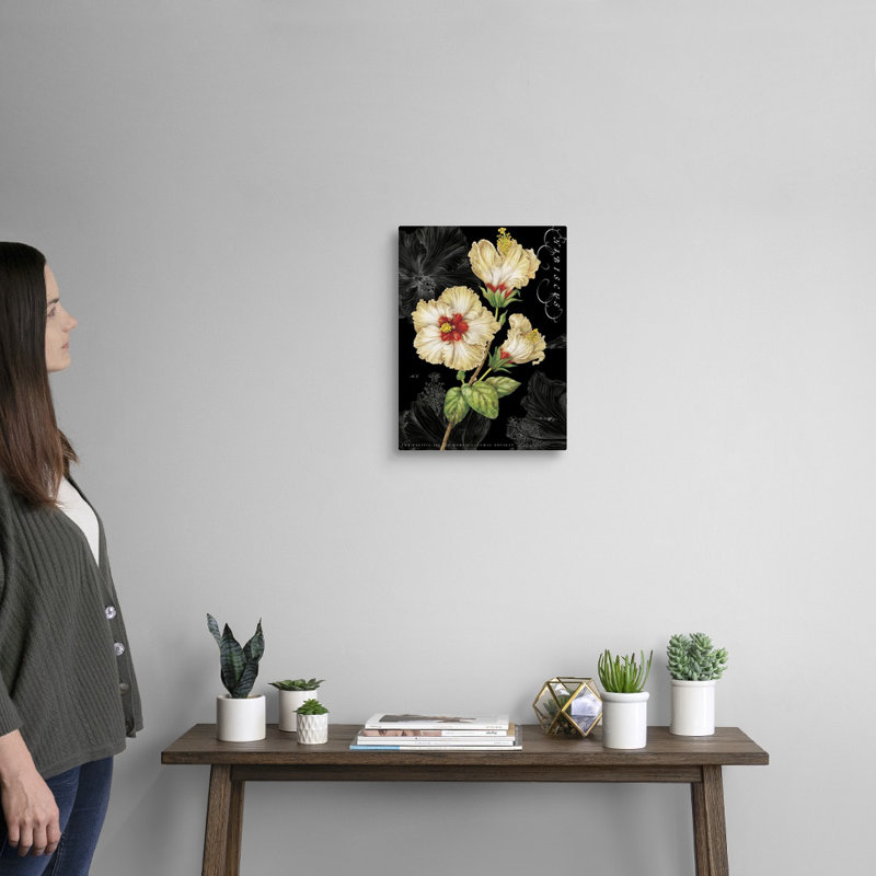 Hibiscus jaune sur toile noire, art mural, Toile tendue, H 16 po x l 12 po x P 1,25 po