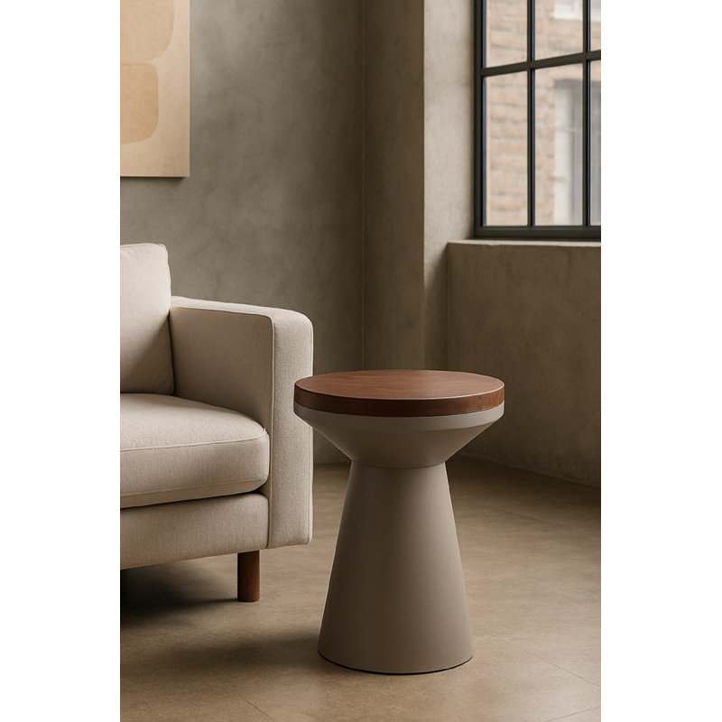 Table d'appoint en bois Paulding avec piètement en fer