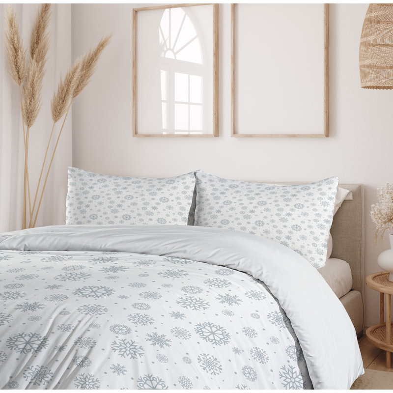 King Size Grey and White Snowflake Pattern Duvet Set