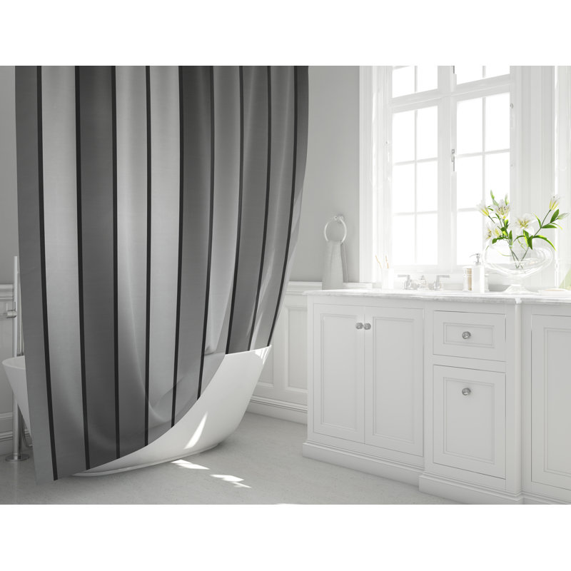 Rideau de douche à rayures monochromes, H 93 po x l 70 po