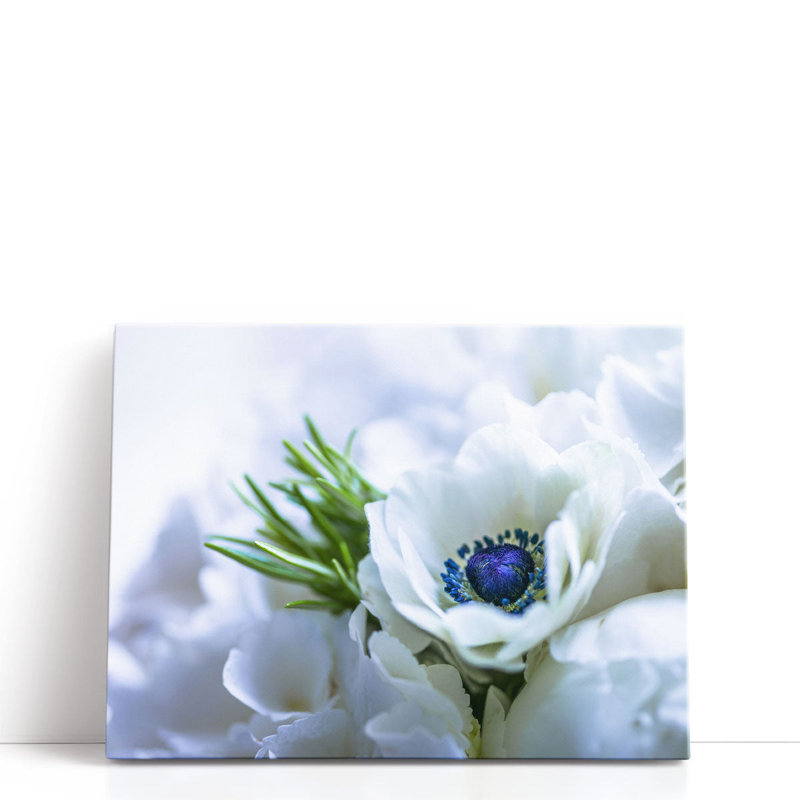 «Bunch Of Anemone Indoor» - reproduction d'art sur toile, H 30 po x l 40 po