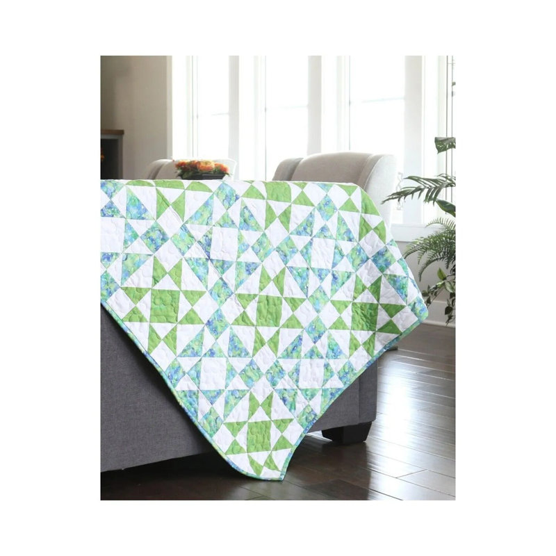 AccuQuilt GO! Bloc Qube Mix and Match de 10 pouces avec 8 formes matelassées, 2 tapis de découpe, des vidéos, une boîte de rangement et un livret de 14 motifs