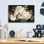 Art mural en verre Anitque Roses On Black par Danhui Nai-323544237