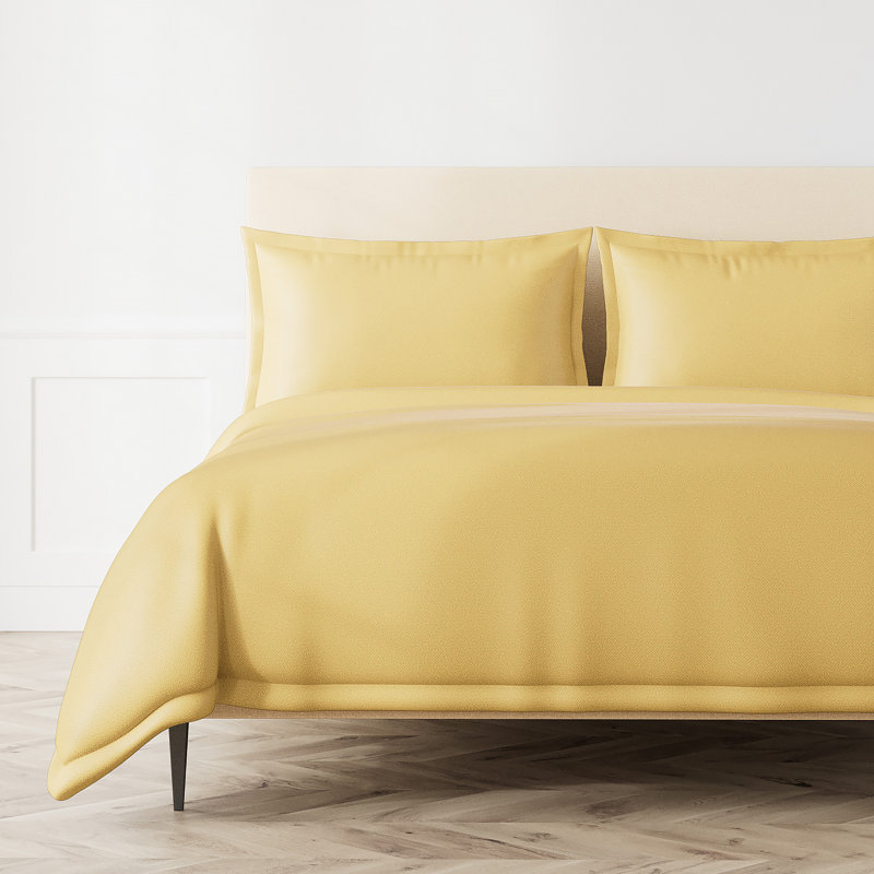 Labyrinth 3 Piece Duvet Cover Set, Gold, Queen Duvet Cover + 2 Standard Shams