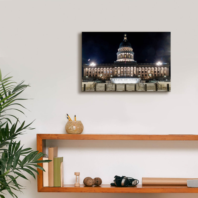  «Utah State Capitol Nighttime» par Epic Portfolio, art mural sur toile, 18 po x 12 po, 12" H x 18" W