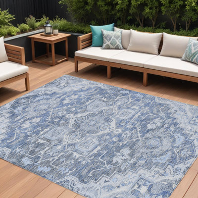 Tapis d'intérieur et d'extérieur lavable en denim bleu et bleu ciel 8 pi x 10 pi HomeRoots