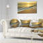 Oreiller moderne sous jaune coucher de vagues-123333869