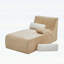 Chaise longue confortable pour le salon et l'heure du café-131240895