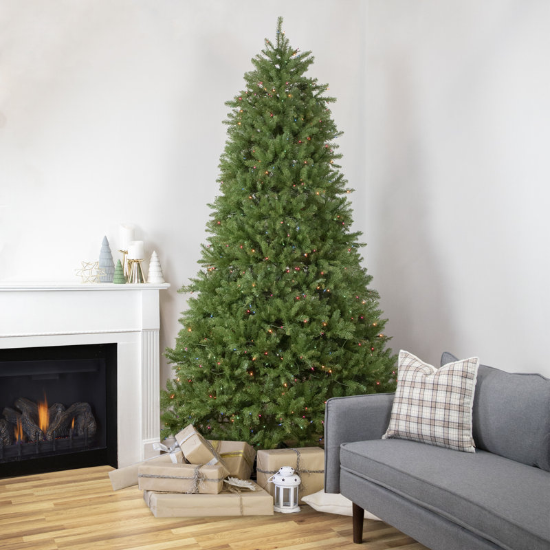 Arbre de Noël artificiel pin 9 pi pré-éclairé 9 pi Rockwood