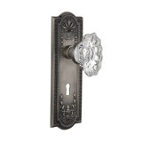 Meadows Plate with Decorative Keyhole and Chateau Door Knob