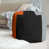 Orange, noir, gris