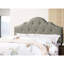Lit double avec tête de lit tapissier, tissu gris, lit moderne confortable pour la chambre à coucher, tête de lit arquée et structure en bois