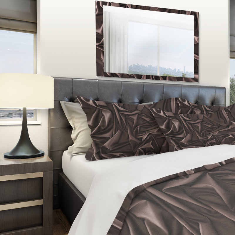 Ensemble de housse de couette pliée en soie foncée designart, Housse de couette très grand + 2 taies décoratives