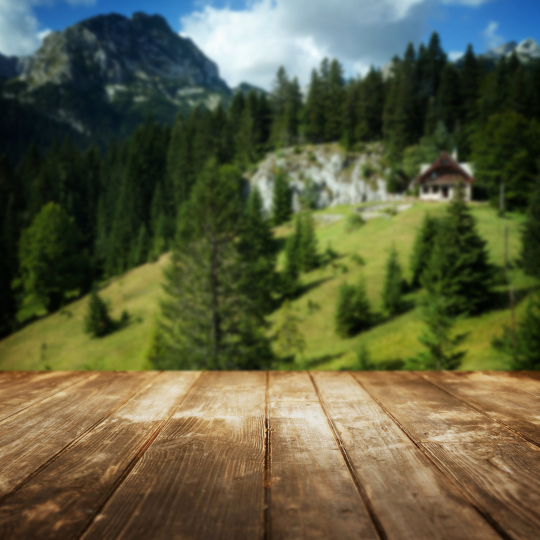 Defokussierte Sommerlandschaft von Sankai - Kunstdrucke