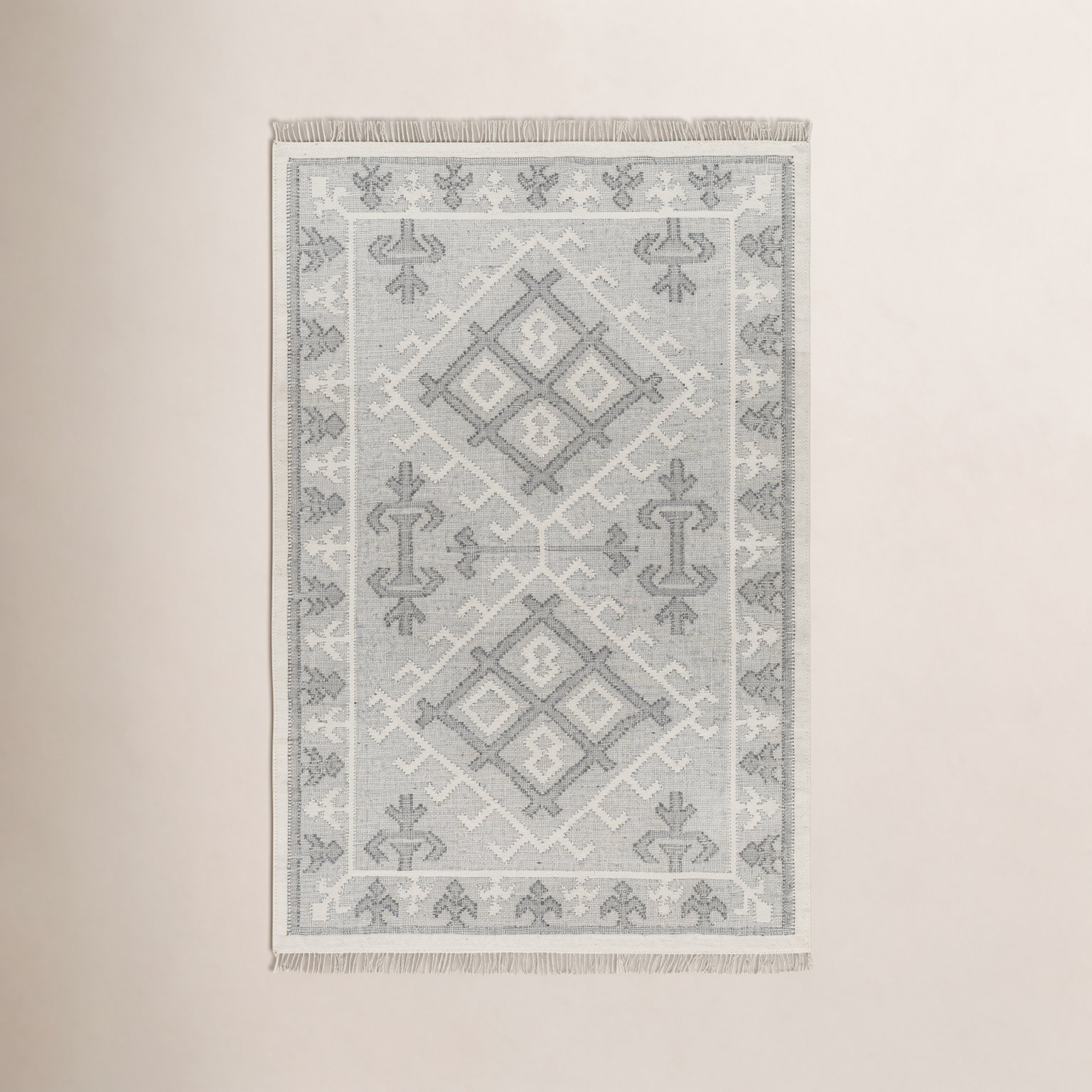 Saber Handmade Wool Rug, Rectangle 2' x 3'