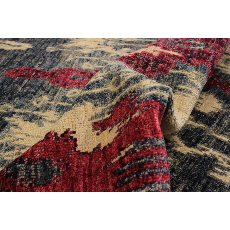 Tapis unique en laine noué à la main gris et rouge des années 2010 de 3 pi 11 po x 6 pi 2 po Kap