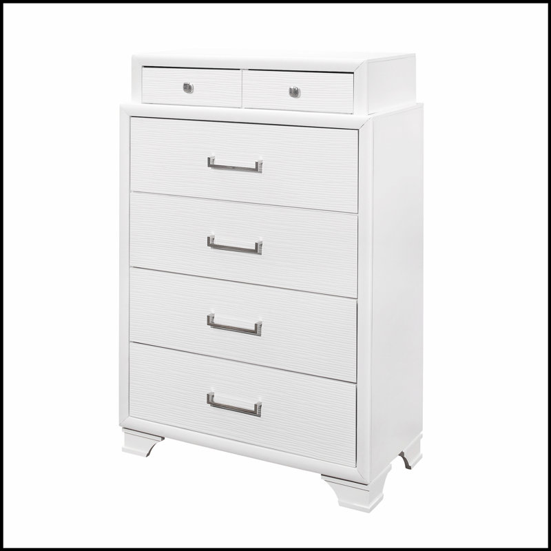 Commode civique avec tiroirs spacieux et doublure élégante en feutre noir, parfaite pour les solutions de rangement modernes.