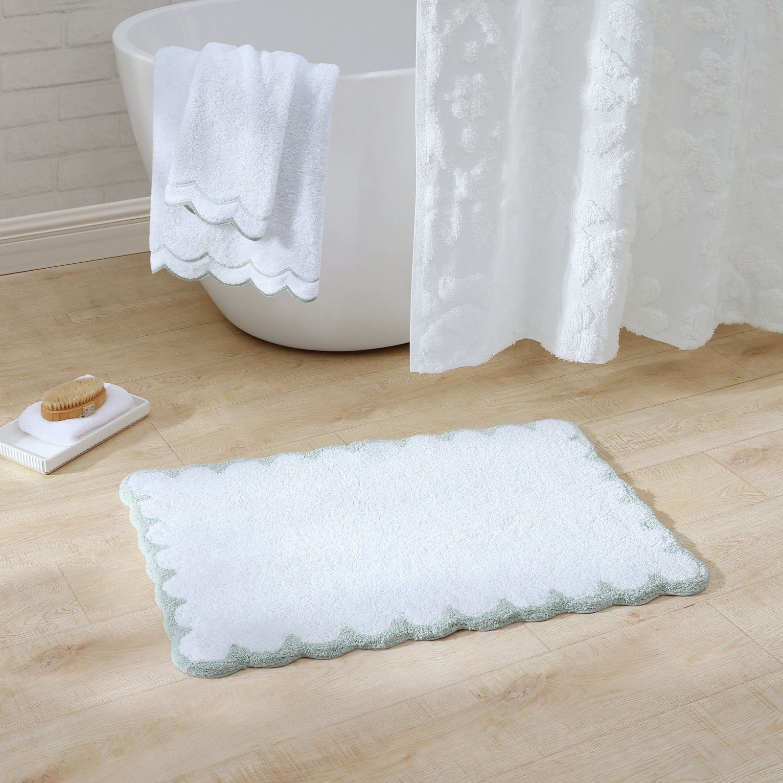 Peri Home Scallop Cotton Hand Towel, Green