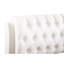 Lit double blanc avec construction, apparence élégante et espace de rangement pratique, construction solide et contemporaine, espace en mousse douce