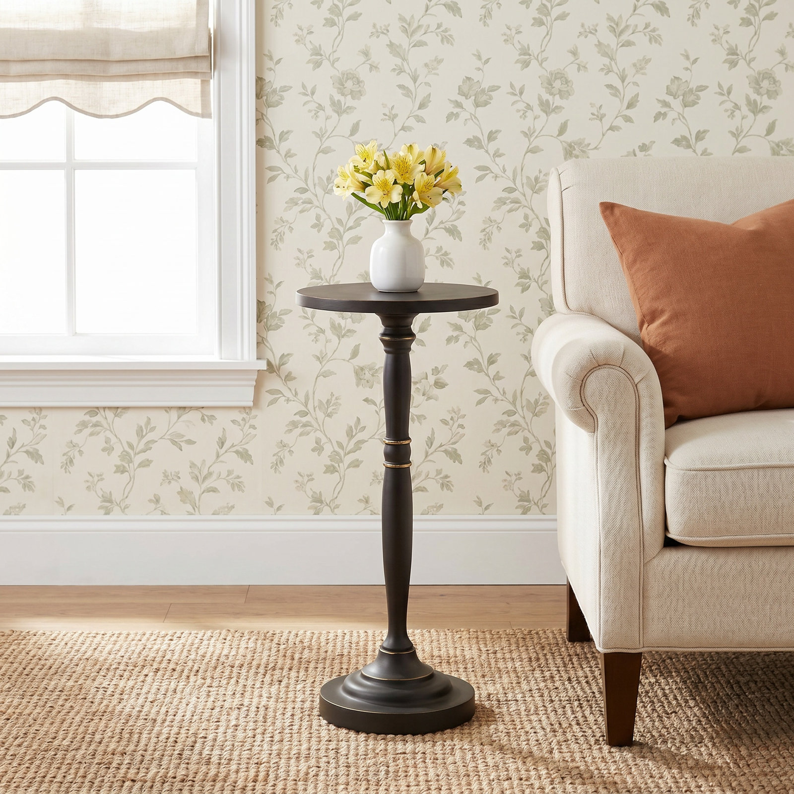 Aracena 10" End Table, Black
