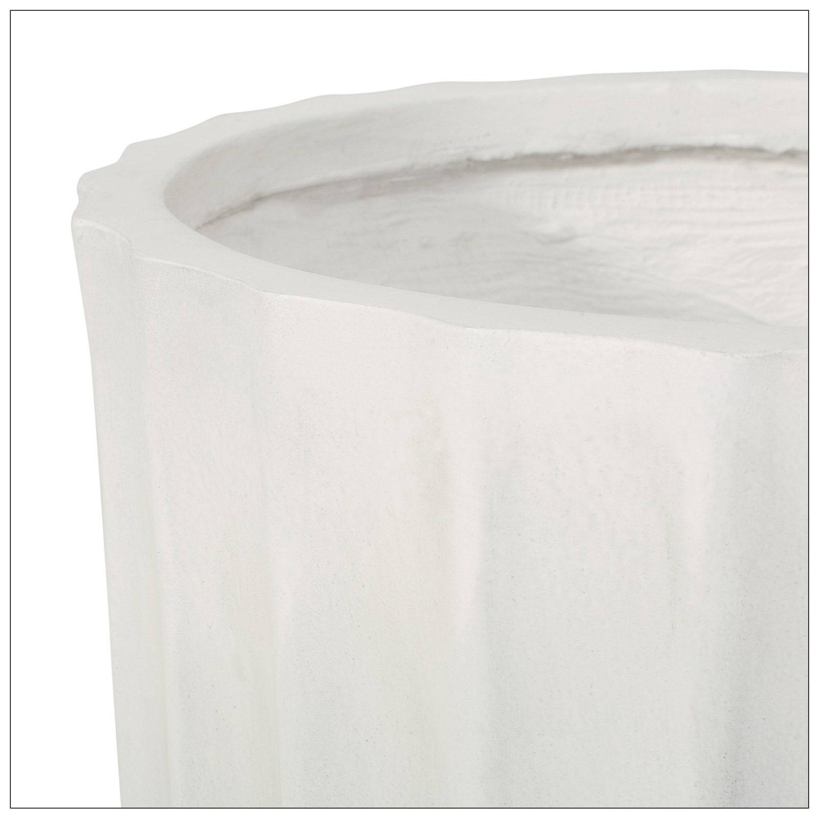Blandin 17" Pot Planter, 16" H x 16.5" W x 16.5" D