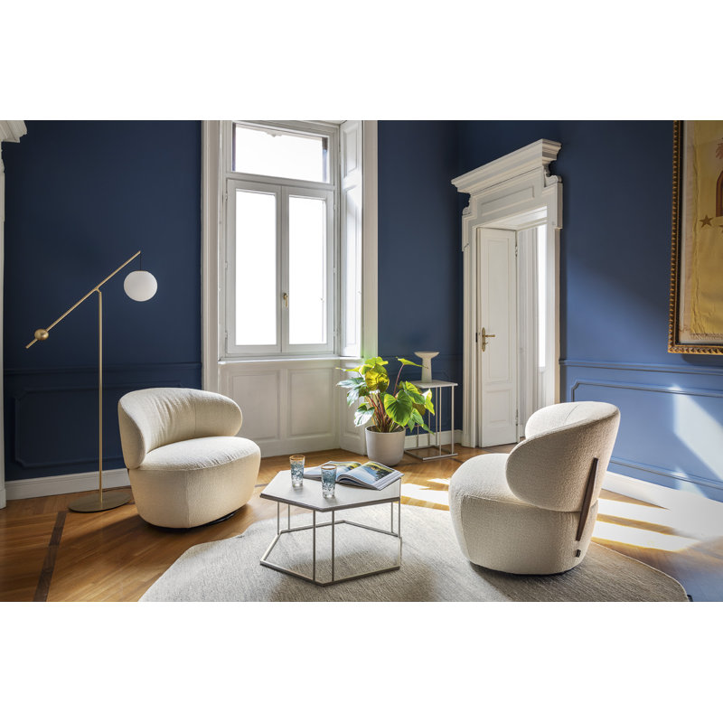 Mara Armchair