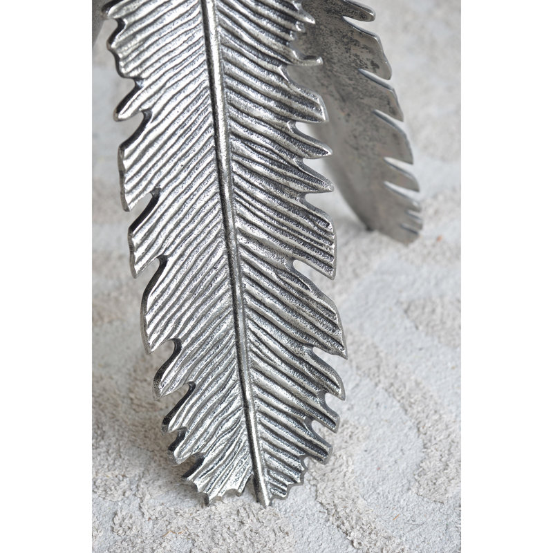 Table d'appoint argentée en aluminium antique