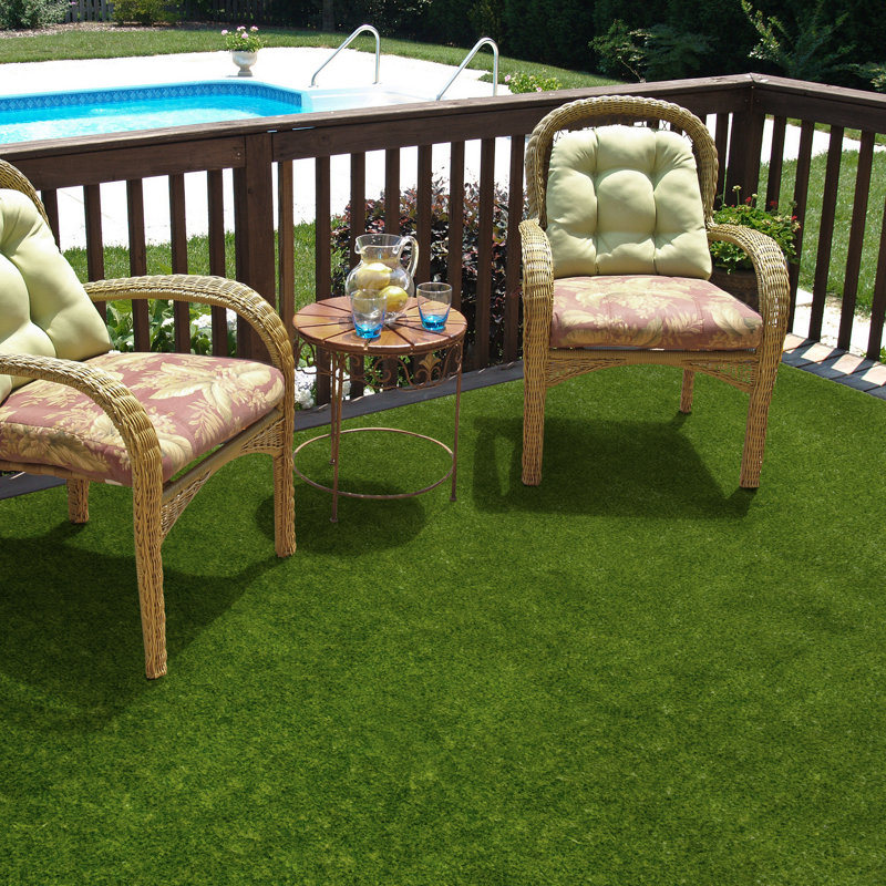 Green 6' x 9' Synthetic Tufted Washable Area Rug